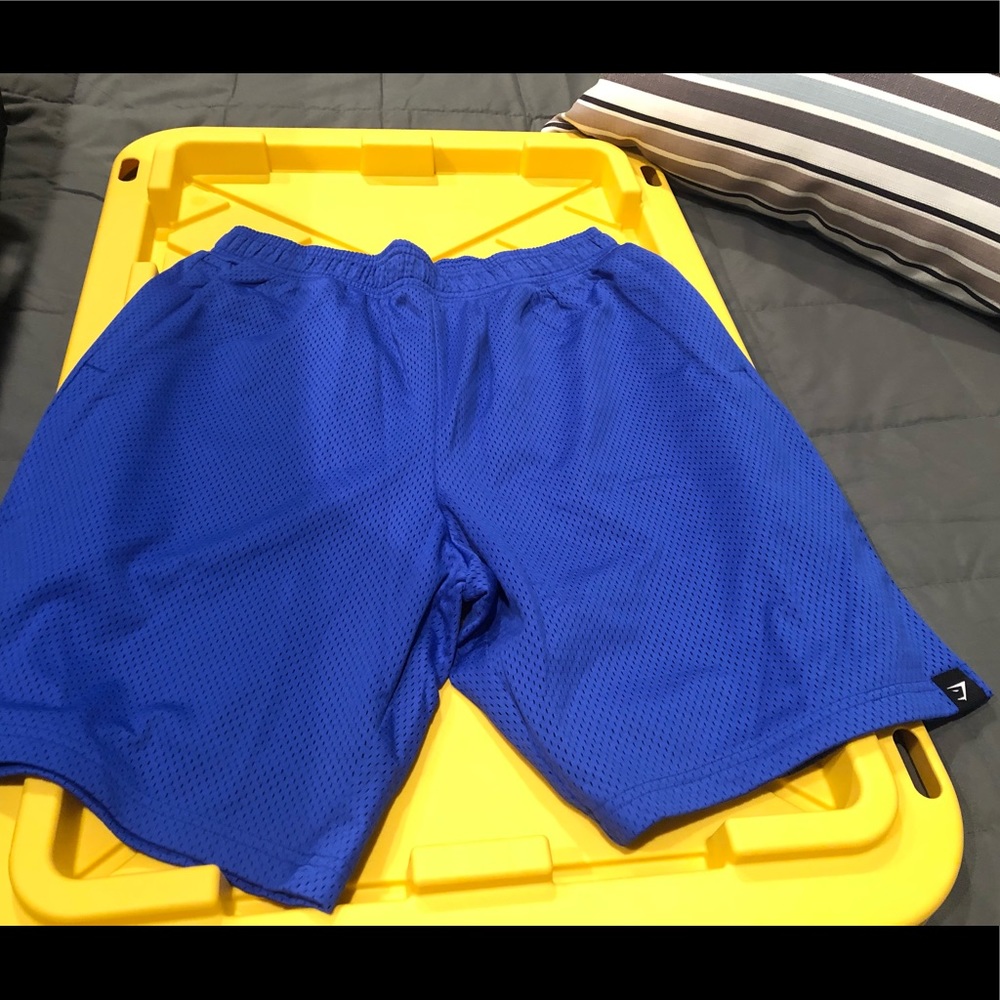gymshark shorts large